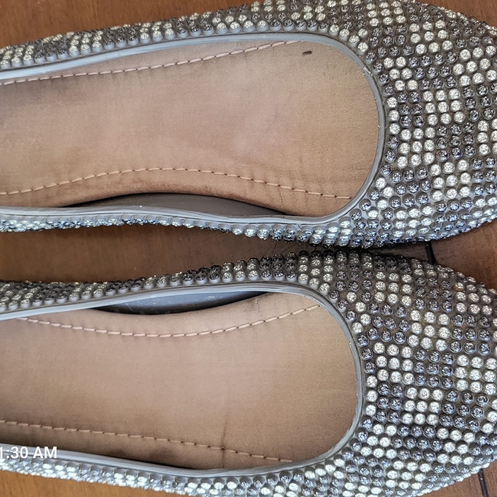 Beach Jelly flats- size 6